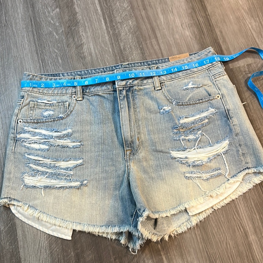 American Eagle Outfitters hi-rise festival Jean shorts